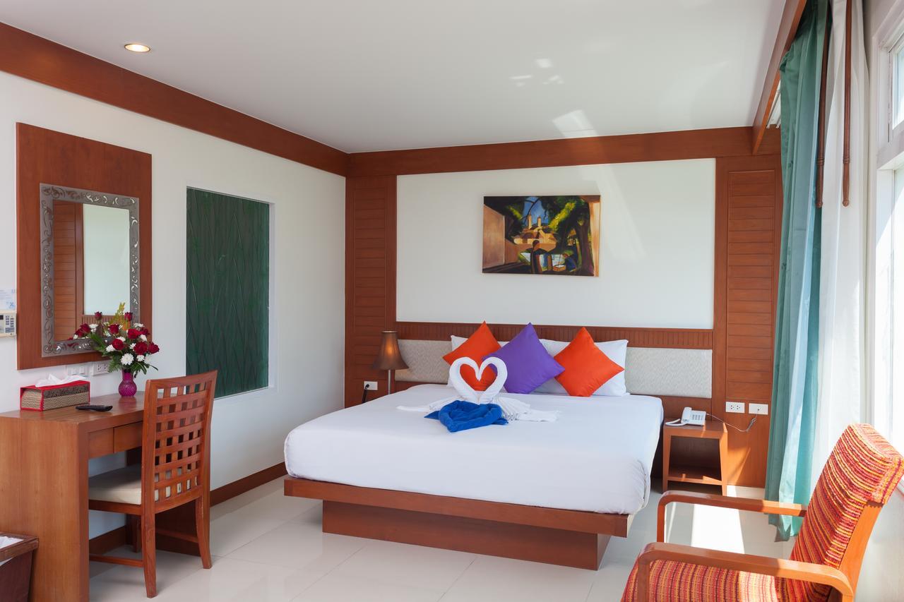 Baumancasa Beach Resort Karon Exterior photo