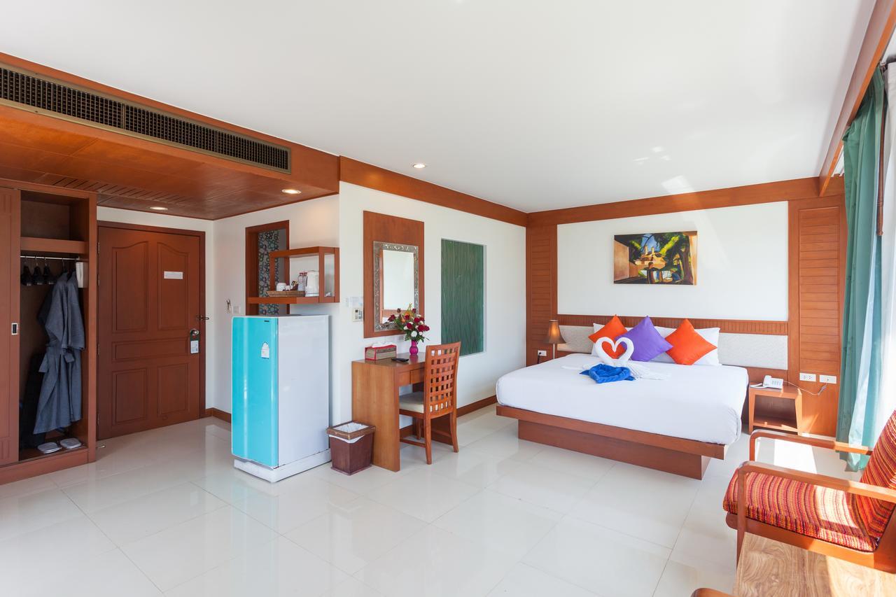 Baumancasa Beach Resort Karon Exterior photo